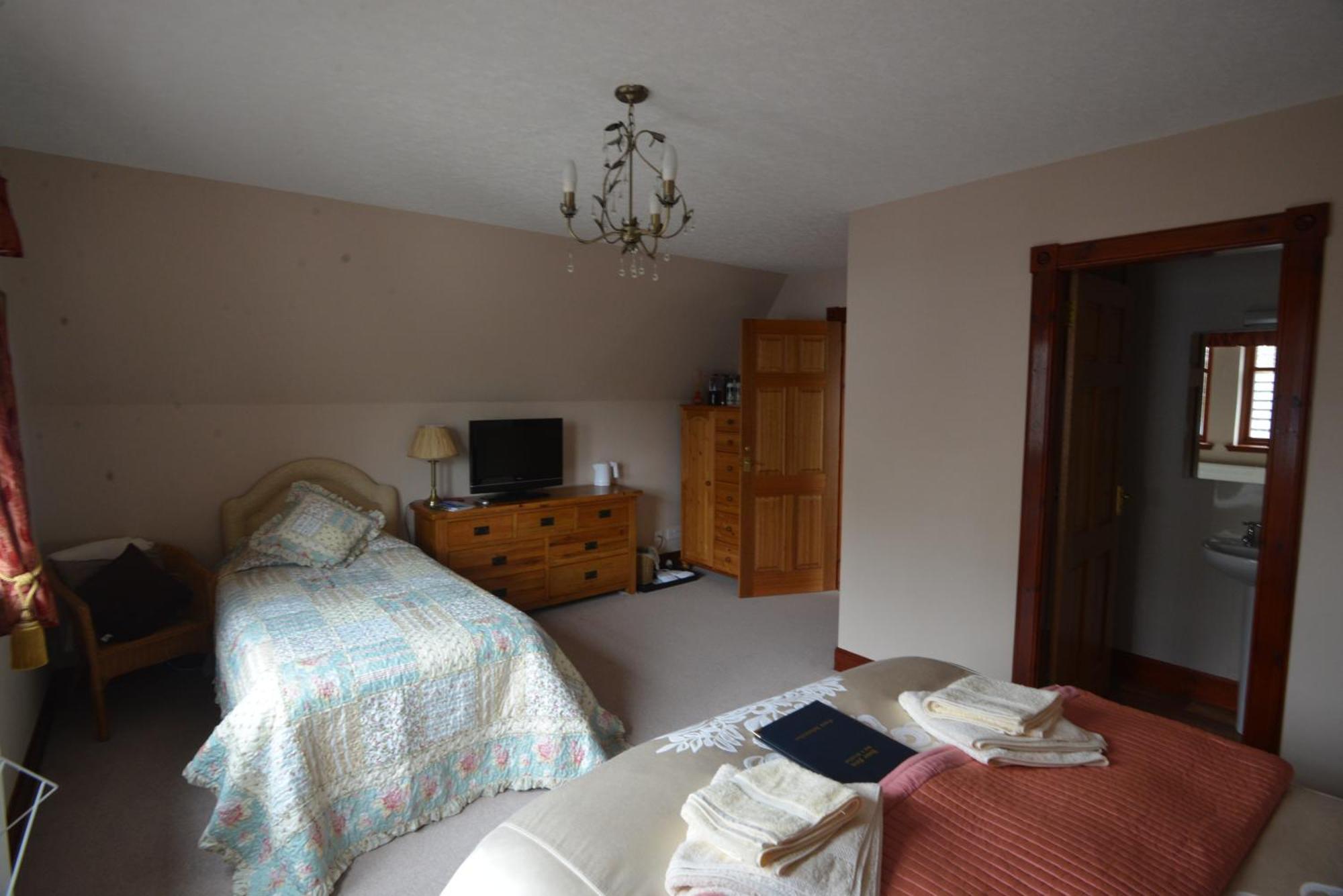 Home Farm Bed And Breakfast Muir of Ord Room photo